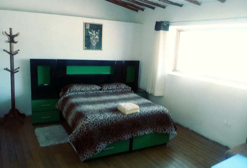 San Blas Backpacker Hostel