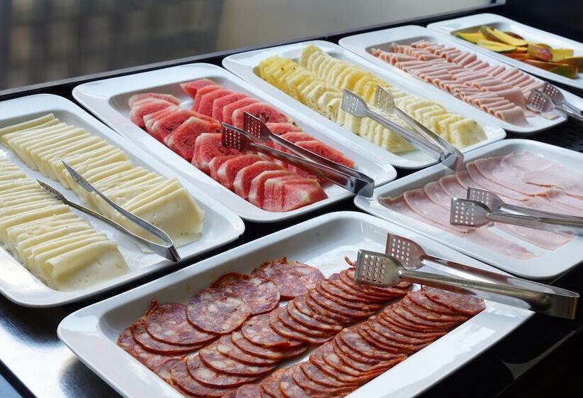 Aparthotel Mil Cidades