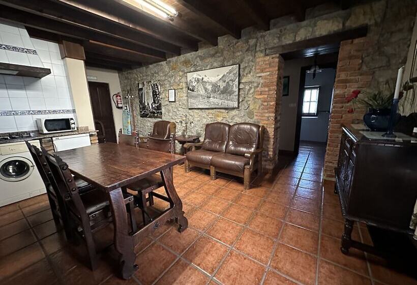 Apartamentos La Gloria