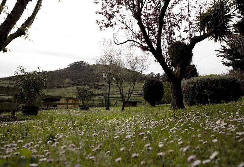 Apartamentos La Gloria