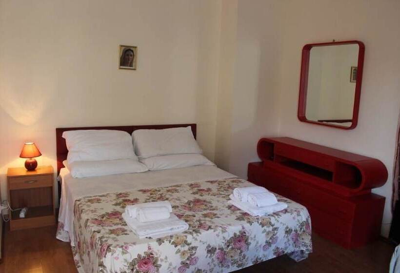 تختخواب و صبحانه Affittacamere La Tartaruga