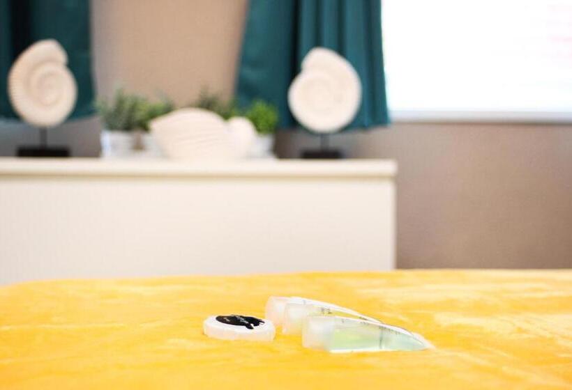 צימר Pebbles Guest House