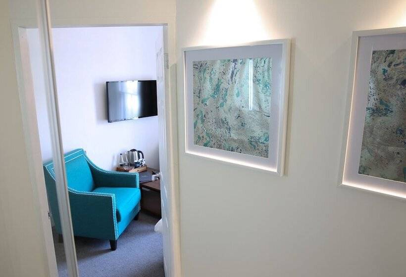 مبيت وإفطار Latimer House