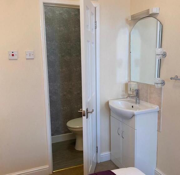 민박 Paignton Court