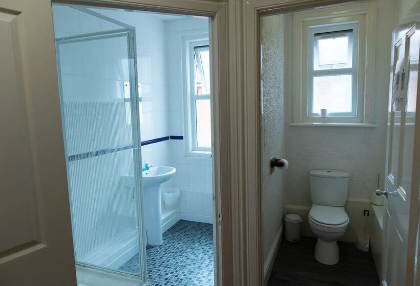 צימר Pebbles Guest House