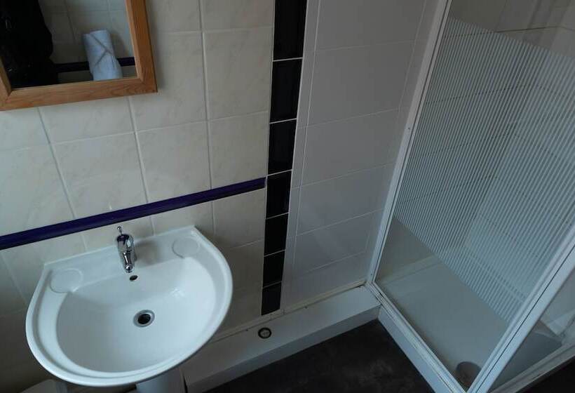 مبيت وإفطار Pebbles Guest House