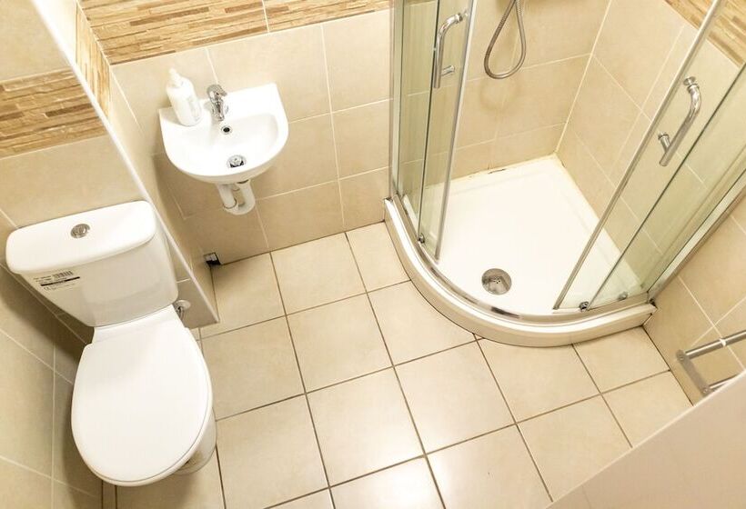 مبيت وإفطار Pebbles Guest House