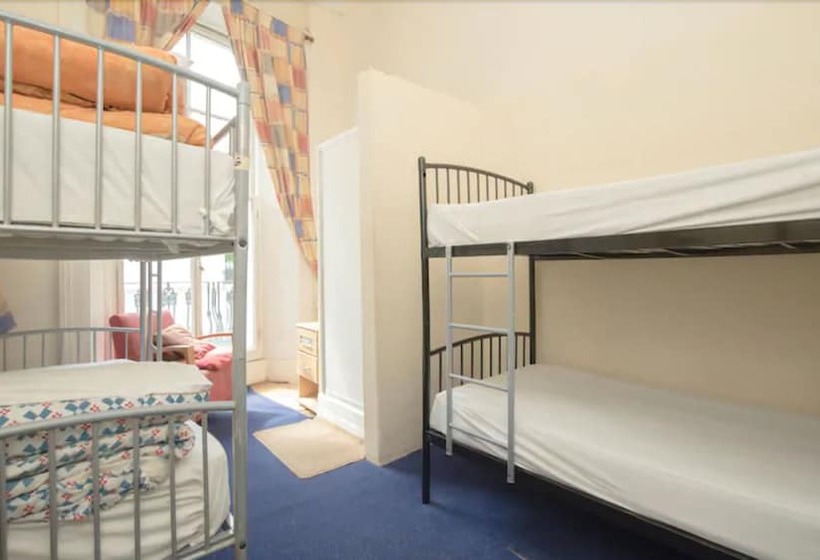 Central Hotel   Hostel