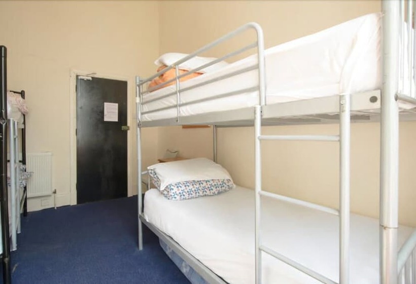 Central Hotel   Hostel