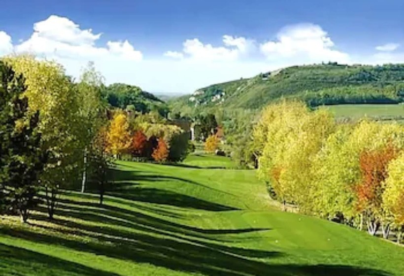 Golf Hotel Resort Val De Sorne