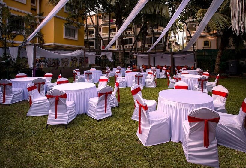 호텔 Adamo The Bellus Calangute