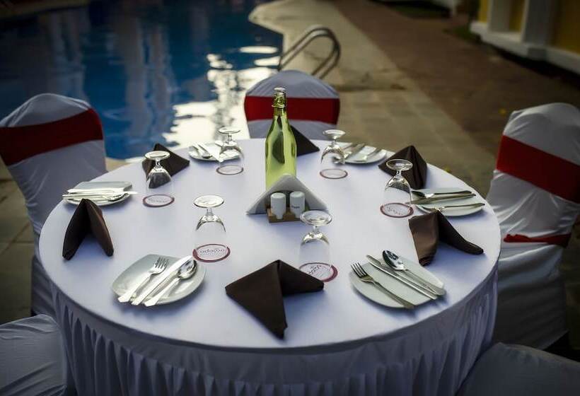 호텔 Adamo The Bellus Calangute