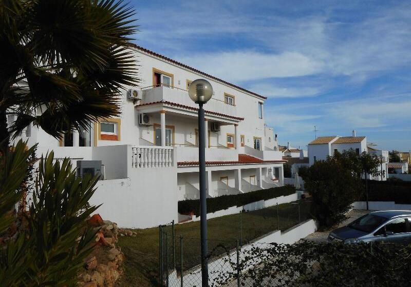 ホテル Agua Marinha Rosa