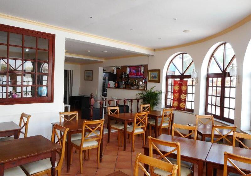 ホテル Agua Marinha Rosa