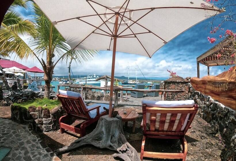 هتل Angermeyer Waterfront Inn