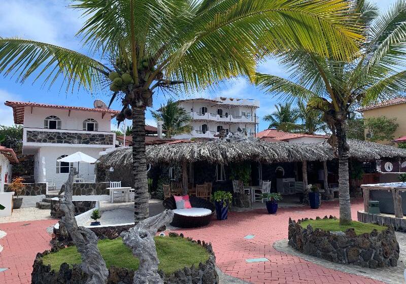 هتل Angermeyer Waterfront Inn