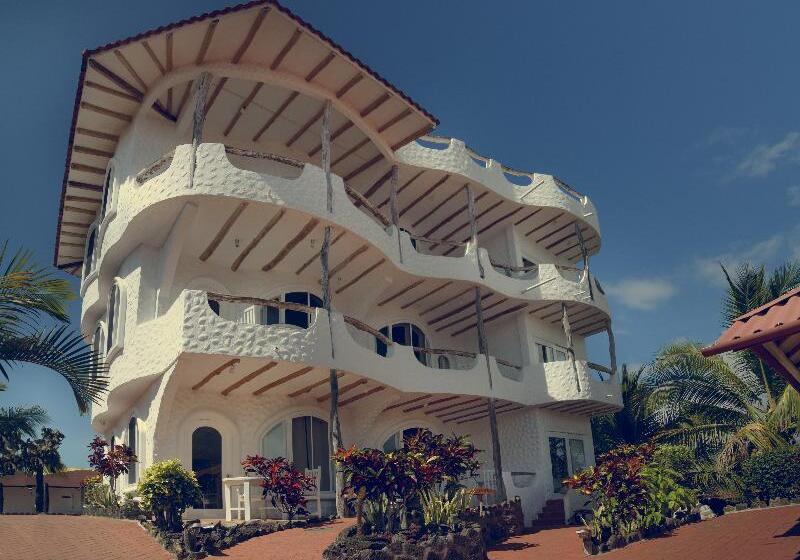 هتل Angermeyer Waterfront Inn