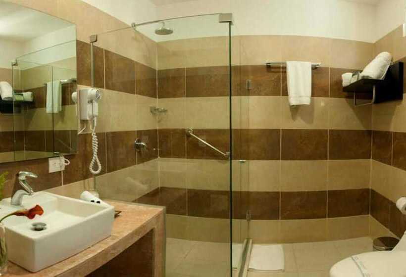 בית מלון כפרי Atlantic Lux