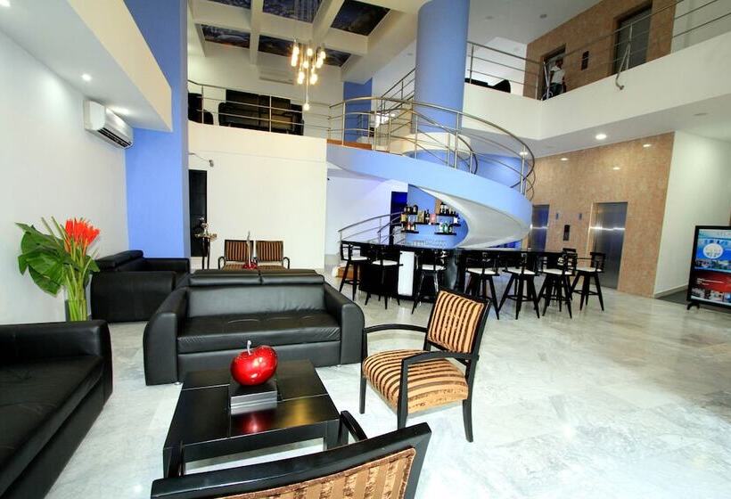 בית מלון כפרי Atlantic Lux