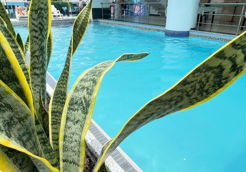 בית מלון כפרי Atlantic Lux