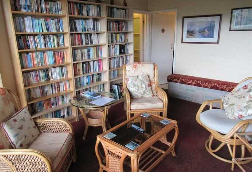 酒店 Avoncourt Lodge