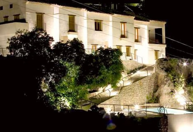 فندق Bajo El Cejo