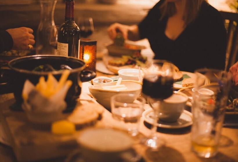 هتل Bayards Cove Inn