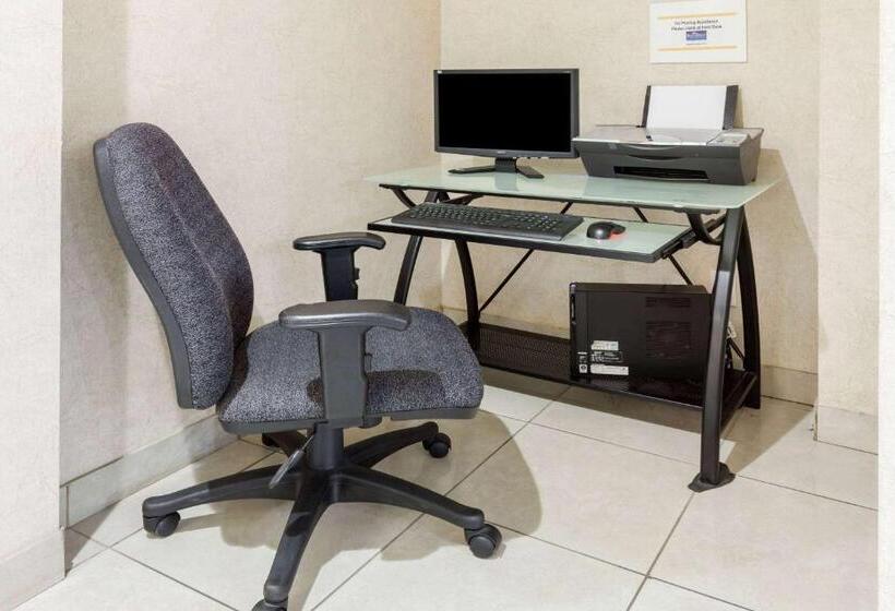 فندق Baymont By Wyndham Tyler