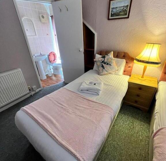 Отель Belvedere Guest House, Great Yarmouth
