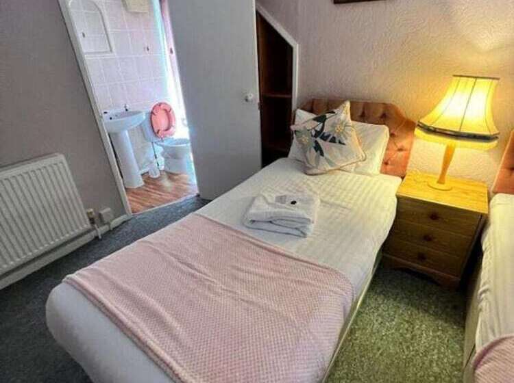 Отель Belvedere Guest House, Great Yarmouth