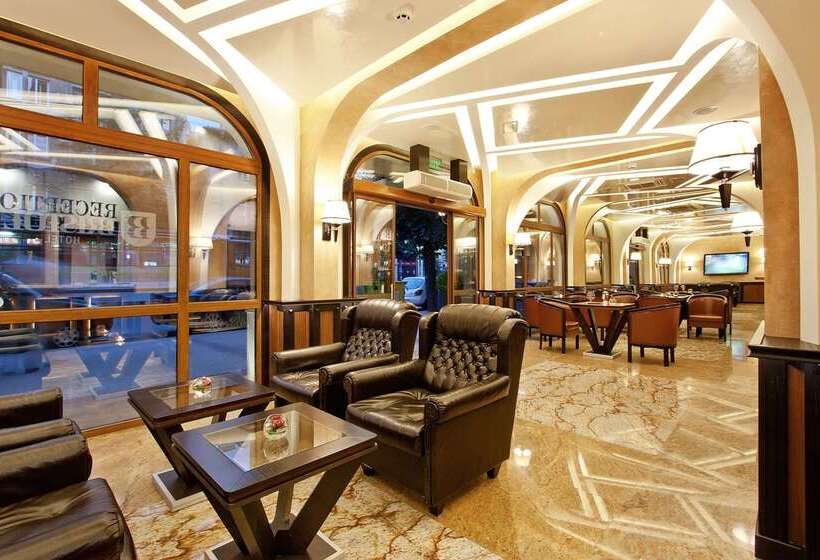 בית מלון כפרי Best Western Plus Bristol