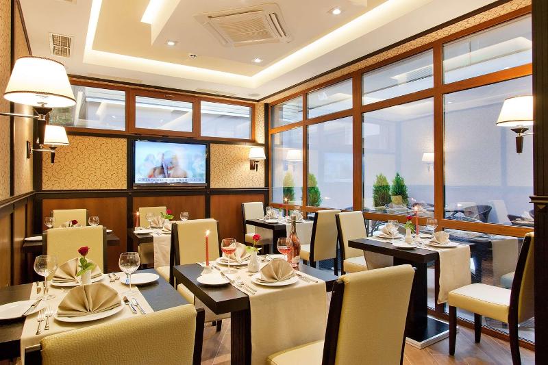 בית מלון כפרי Best Western Plus Bristol