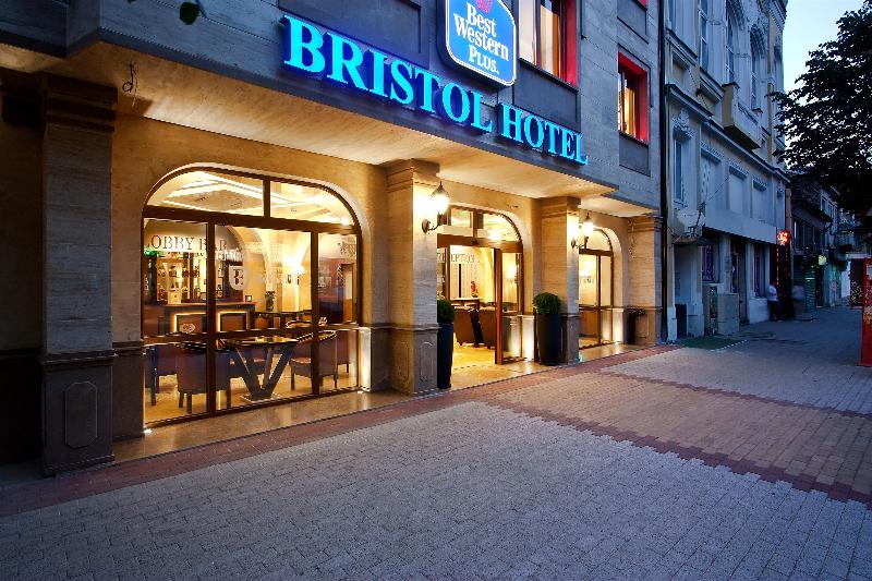 בית מלון כפרי Best Western Plus Bristol