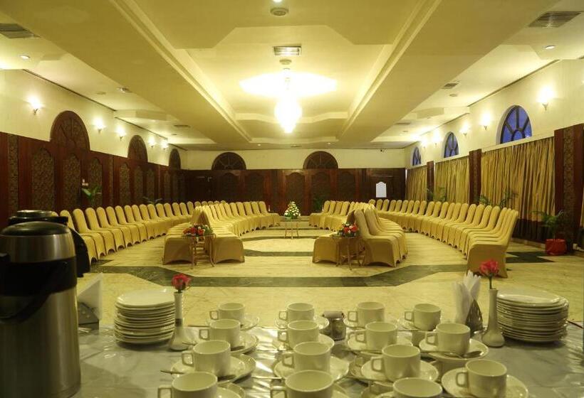 호텔 Ekante Bliss Tirupati Ihcl Seleqtions