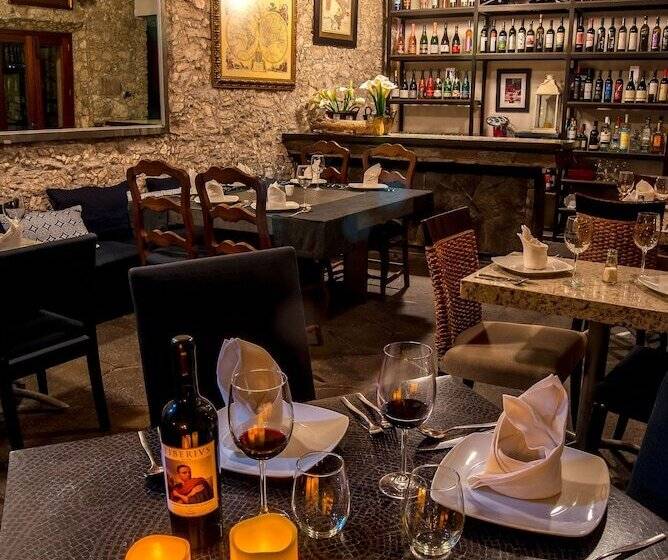 Casa Mateo Hotel Boutique