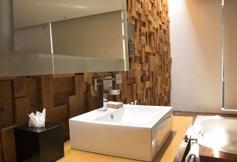 Отель Boutique Mo17