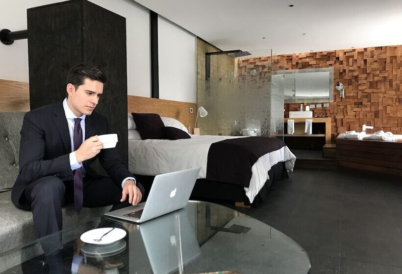 Отель Boutique Mo17