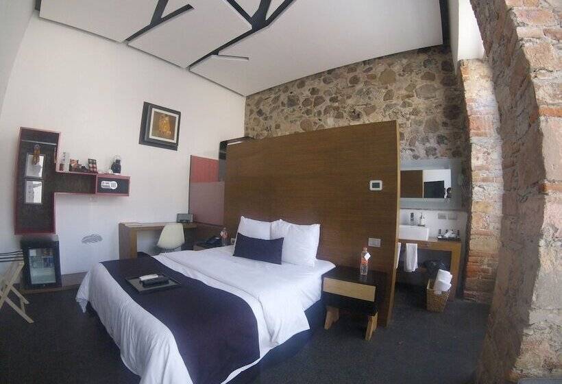 Отель Boutique Mo17