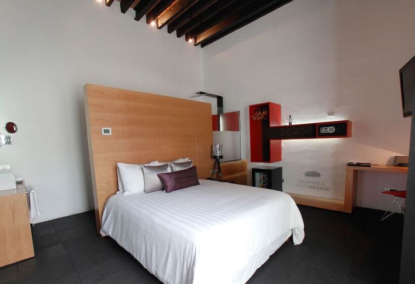 Отель Boutique Mo17