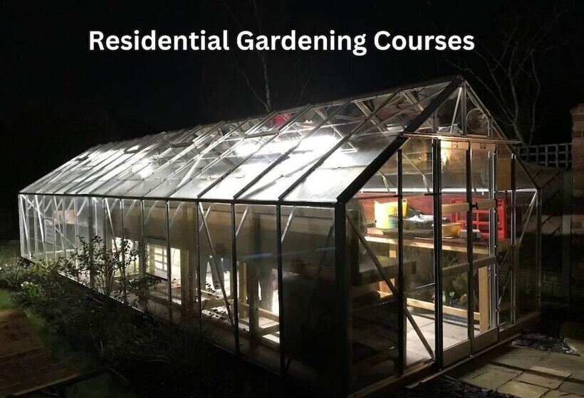 فندق The Bowden Lodge