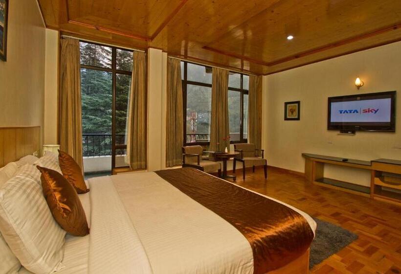 هتل Broadways Inn