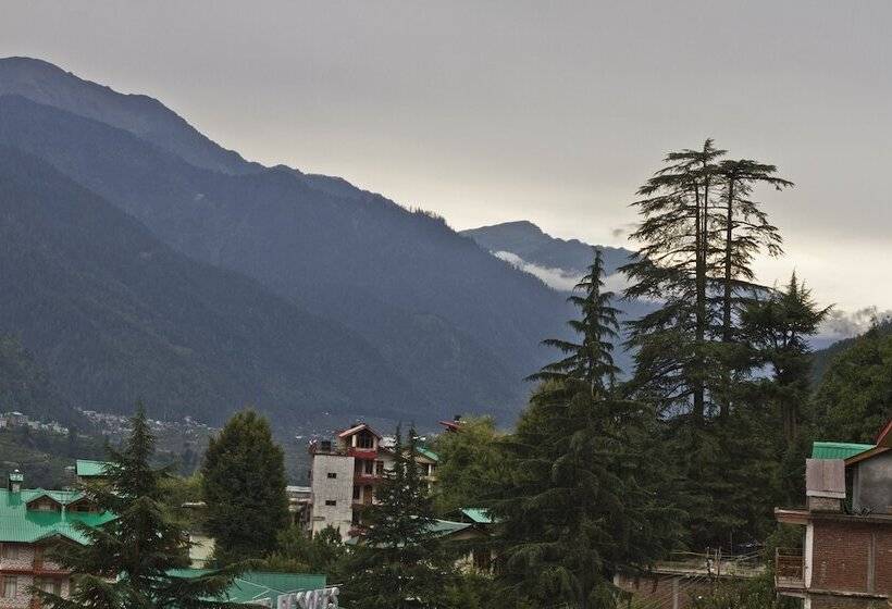 هتل Broadways Inn