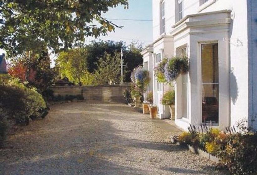 Отель Brookthorpe Lodge