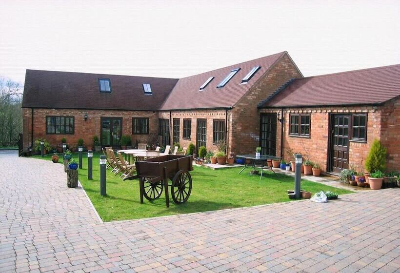 호텔 Church Farm Barns