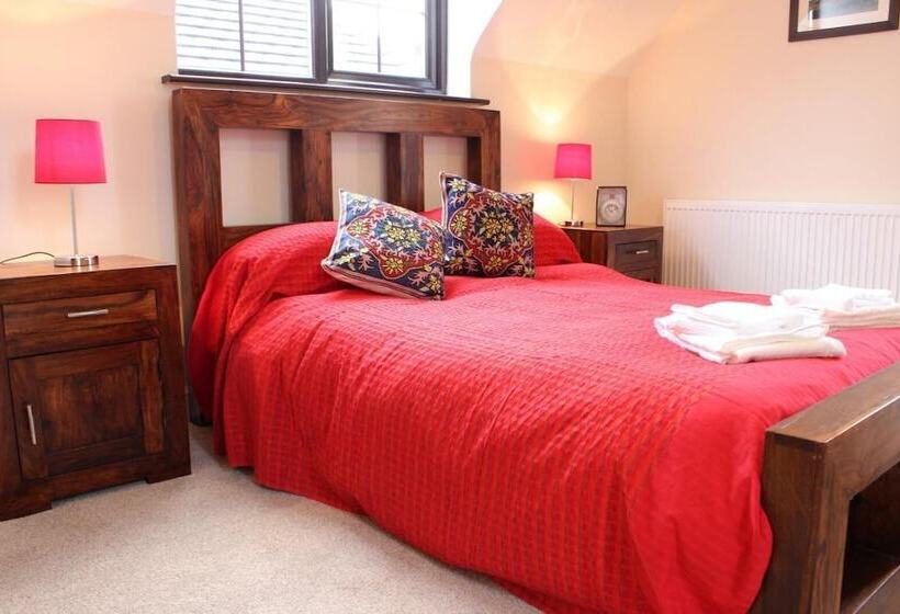 호텔 Church Farm Barns