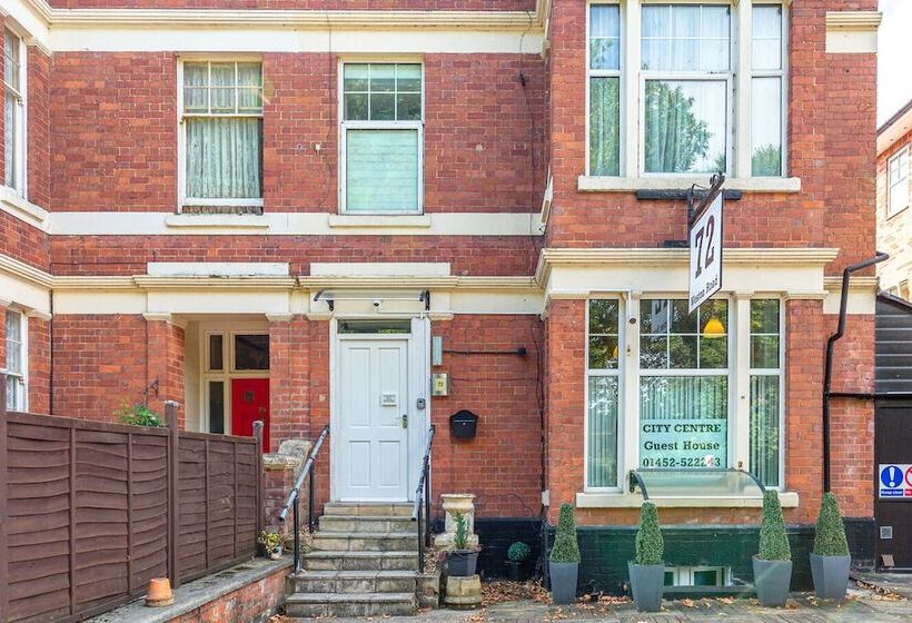 בית מלון כפרי City Centre Guest House