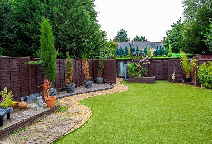 בית מלון כפרי City Centre Guest House