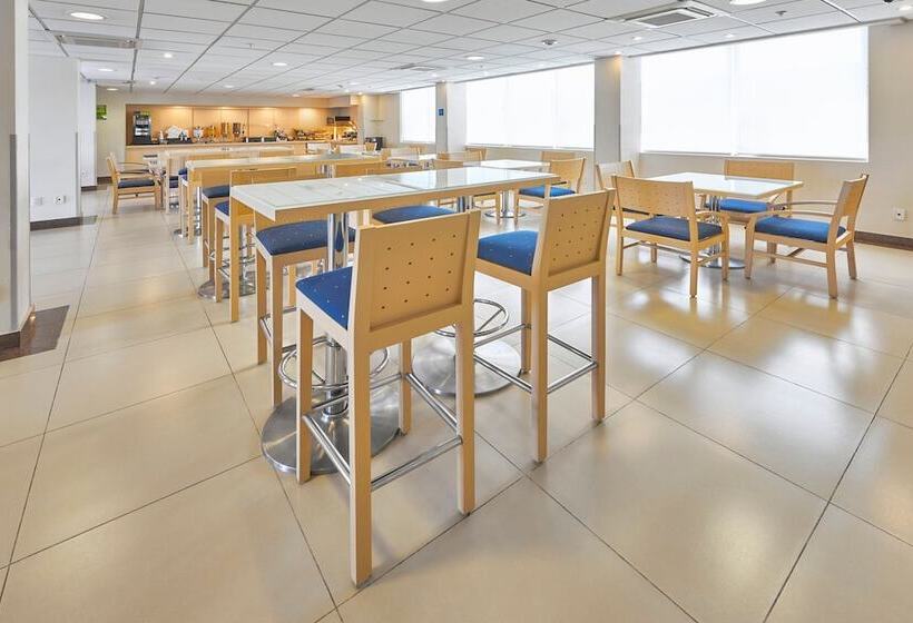 هتل City Express By Marriott Aguascalientes Sur