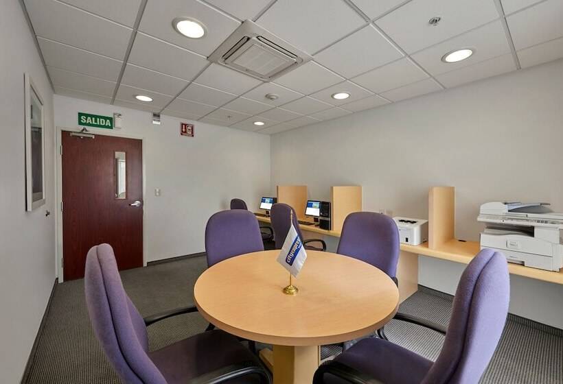 فندق City Express By Marriott Nogales