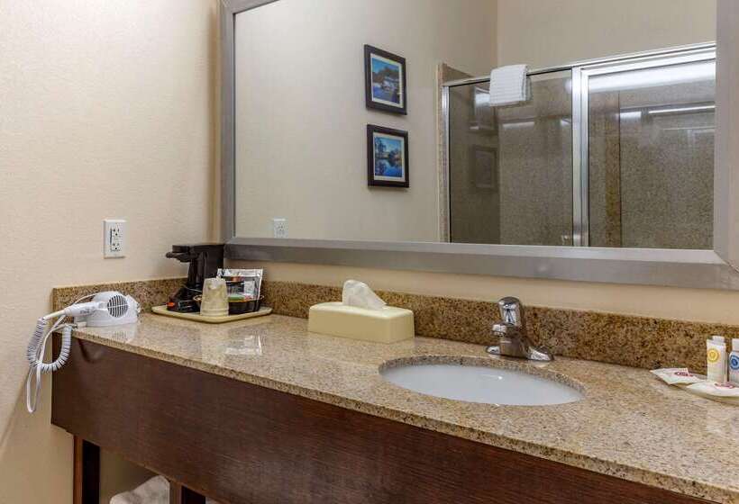 Отель Comfort Inn Smithfield Near I 95